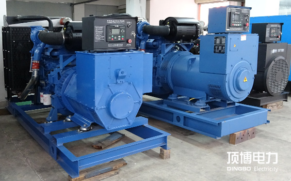 穩(wěn)定電力的新選擇：頂博柴油發(fā)電機組高效應(yīng)對暴雨、干旱等極端天氣