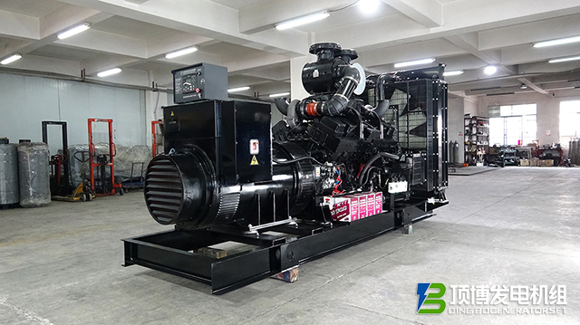 從工廠到數(shù)據(jù)中心，頂博智能柴油發(fā)電機組的全領(lǐng)域應(yīng)用