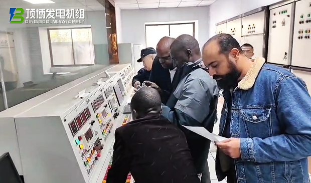 突尼斯客戶深度體驗(yàn)：200kw濰柴靜音柴油發(fā)電機(jī)組展現(xiàn)卓越性能，贏得高度評(píng)價(jià)